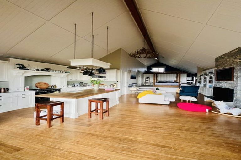 Photo of property in 21 Swindells Road, Waikuku Beach, 7473