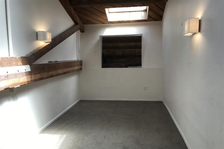 Photo of property in Maison Cabriole Building, 60u3 Courtenay Place, Te Aro, Wellington, 6011