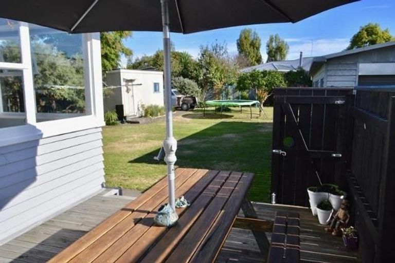 Photo of property in 25 Lemon Street, Otaki, 5512