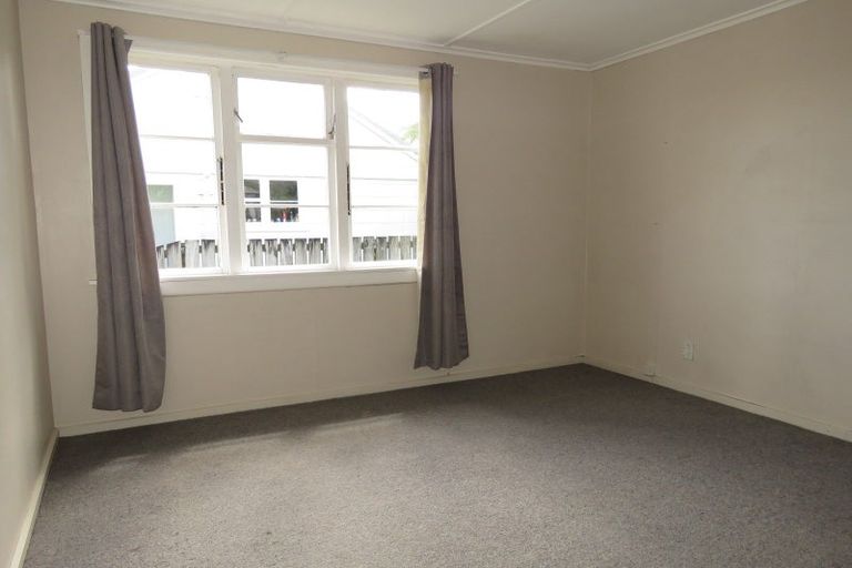 Photo of property in 16 Conlon Street, Reefton, 7830