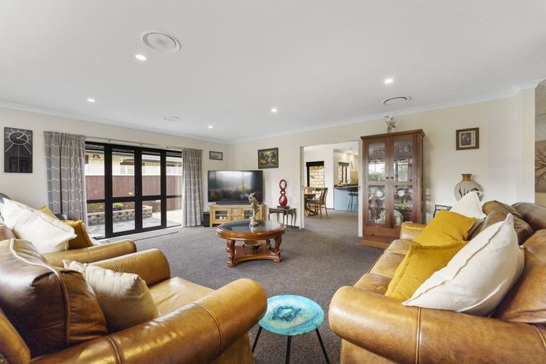 Photo of property in 48 Regent Drive, Paraparaumu Beach, Paraparaumu, 5032