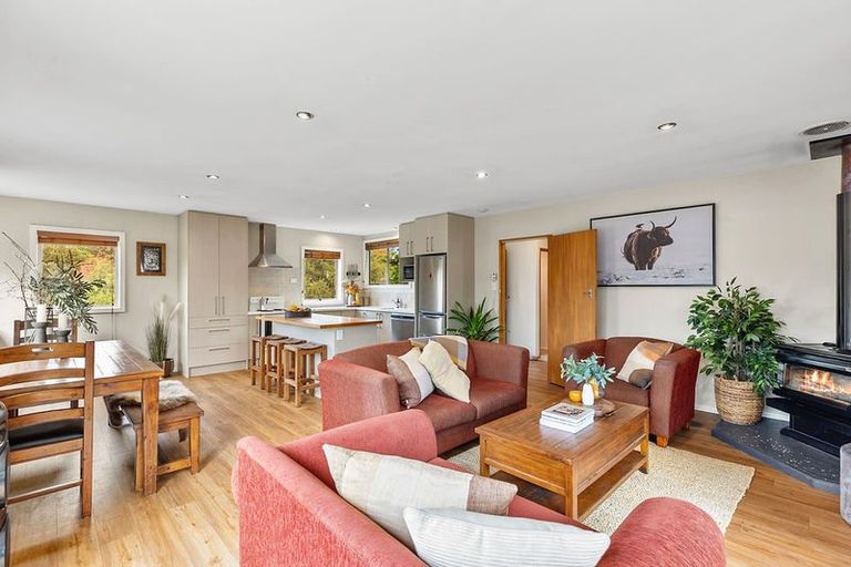 Photo of property in 70 Beech Street, Wanaka, 9305