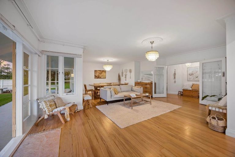 Photo of property in 161 Monument Road, Clevedon, 2582