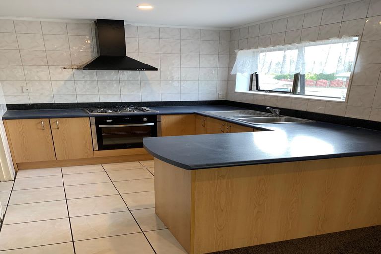 Photo of property in 1/53 Priestley Drive, Bucklands Beach, Auckland, 2014