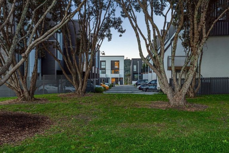 Photo of property in 17 Cutty Sark Road, Hobsonville, Auckland, 0616