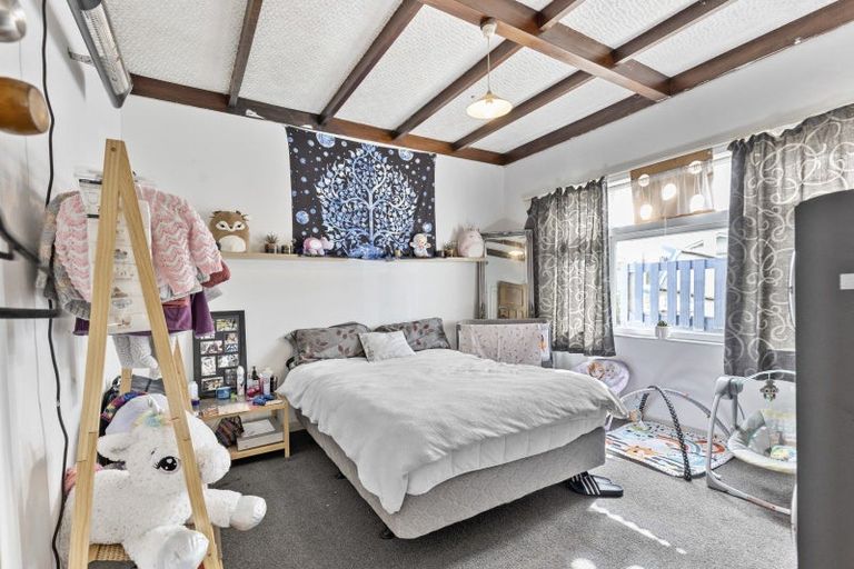 Photo of property in 64 Lyndhurst Street, Takaro, Palmerston North, 4412