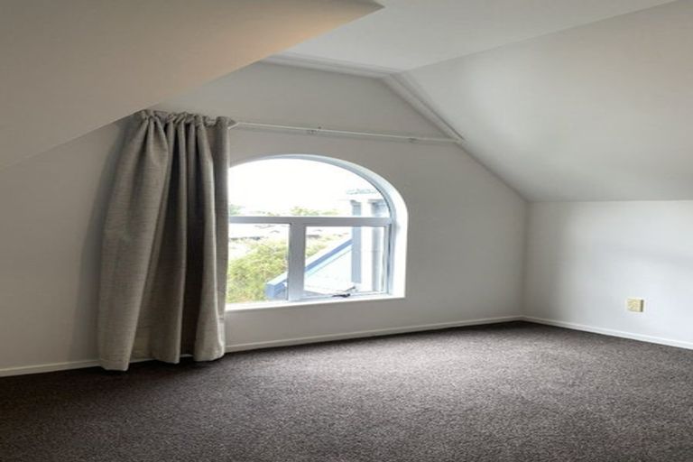 Photo of property in 2/179 Riccarton Road, Riccarton, Christchurch, 8041