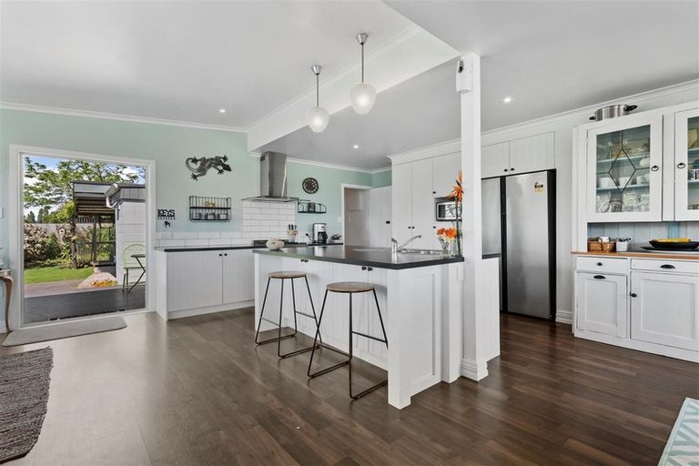 Photo of property in 50 Lee Street, Te Puke, 3119