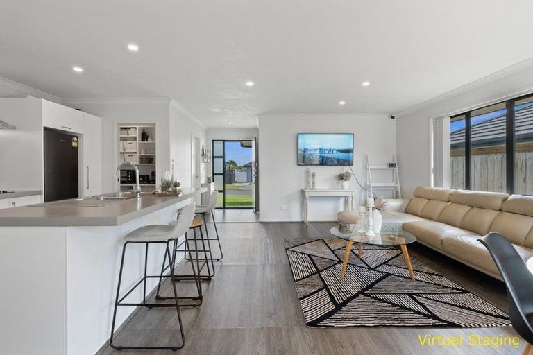 Photo of property in 4 Matawai Puna Drive, Pukekohe, 2120