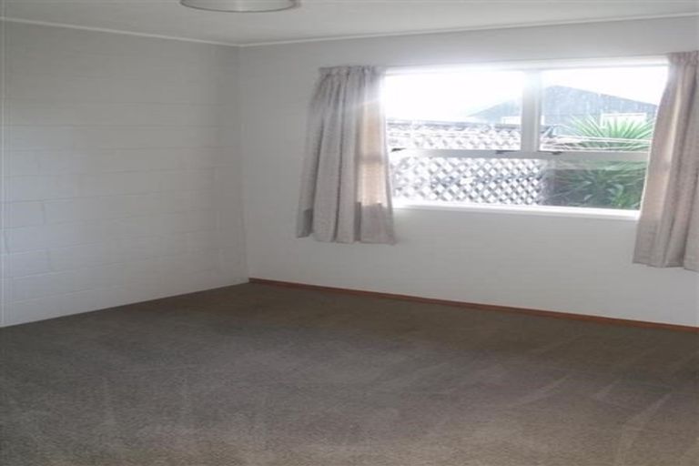 Photo of property in 8a/2 Christie Crescent, Havelock North, 4130