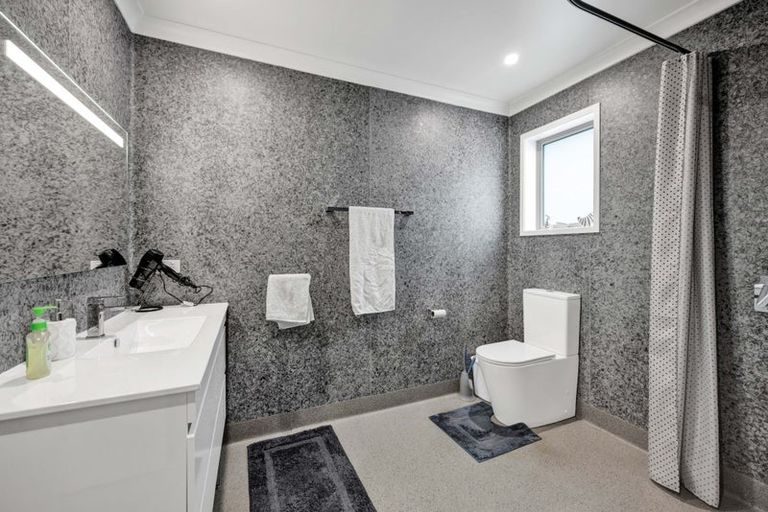 Photo of property in 12a Morrissey Street, Hawera, 4610