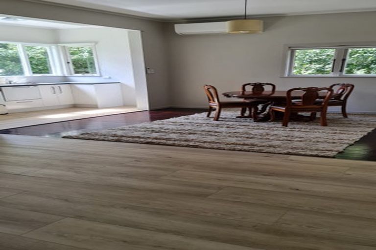 Photo of property in 143 Ocean View Road, Hillcrest, Auckland, 0627