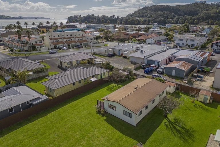 Photo of property in 1a Kenneth Avenue, Whitianga, 3510
