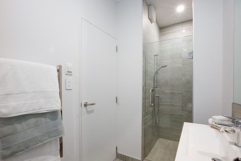 Photo of property in 1c Wilkinson Street, Oriental Bay, Wellington, 6011