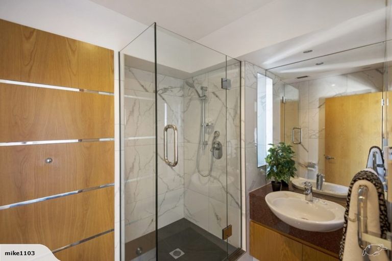 Photo of property in Gloucester Towers, 28/28 Gloucester Street, Christchurch Central, Christchurch, 8013