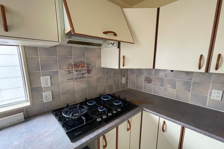 Photo of property in 146 Mark Avenue, Grenada Village, Wellington, 6037