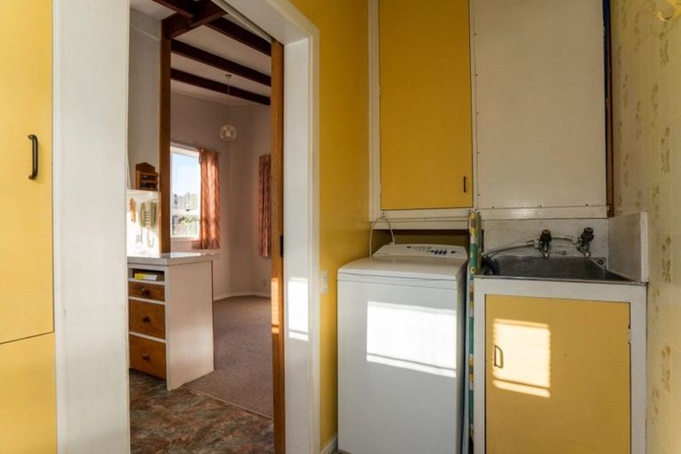 Photo of property in 16 Whitfield Street, Sumner, Christchurch, 8081