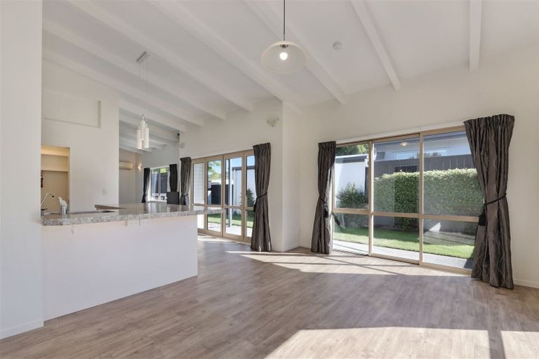 Photo of property in 69 Baker Street, New Brighton, Christchurch, 8083