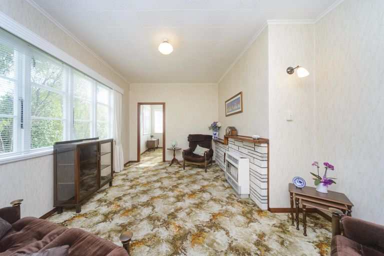 Photo of property in 6 Moheke Avenue, Roslyn, Palmerston North, 4414