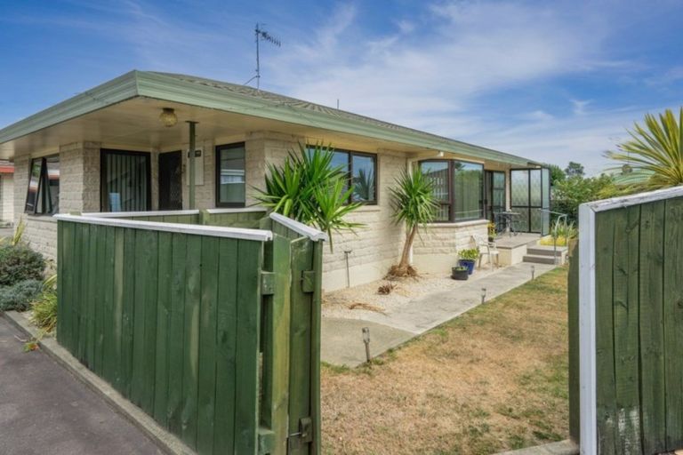 Photo of property in 2/14 Marsden Road, Stoke, Nelson, 7011