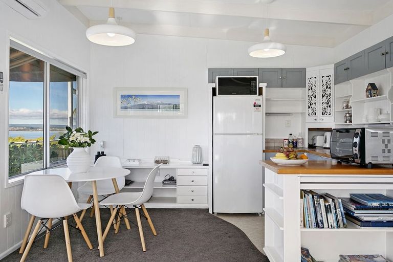 Photo of property in 4/22 Alberta Street, Acacia Bay, Taupo, 3330