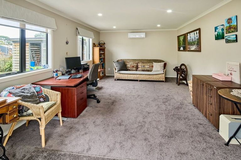 Photo of property in 31a Puriri Road, Waikanae, 5036