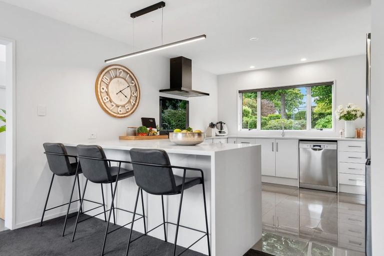 Photo of property in 52 Regent's Park Drive, Casebrook, Christchurch, 8051