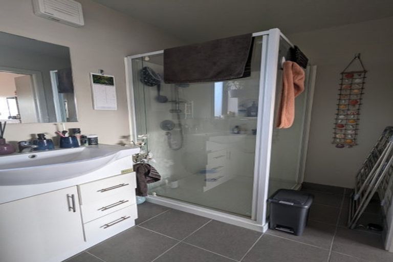 Photo of property in 5/464 Adelaide Road, Berhampore, Wellington, 6023