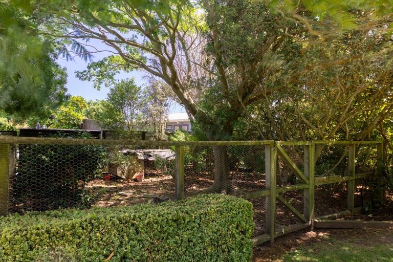 Photo of property in 70 Langdale Avenue, Paraparaumu, 5032