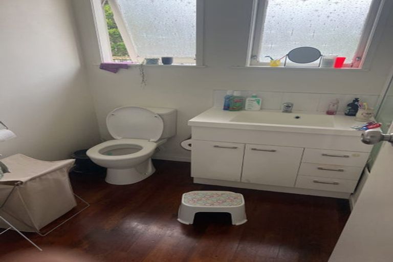 Photo of property in 41 Rathgar Road, Henderson, Auckland, 0610