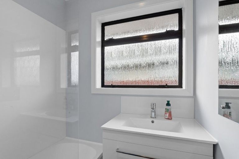 Photo of property in 35 Steele Street, Hornby, Christchurch, 8042