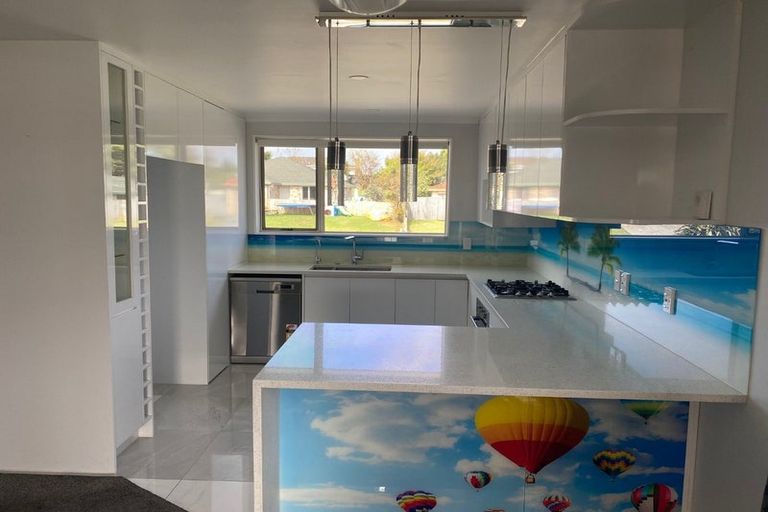 Photo of property in 9 Marblewood Grove, Pukekohe, 2120