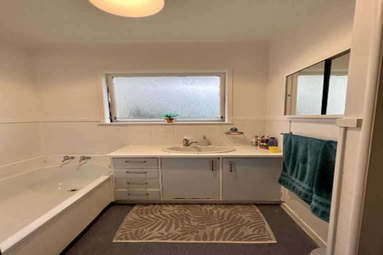 Photo of property in 23 Gills Road, Bucklands Beach, Auckland, 2014