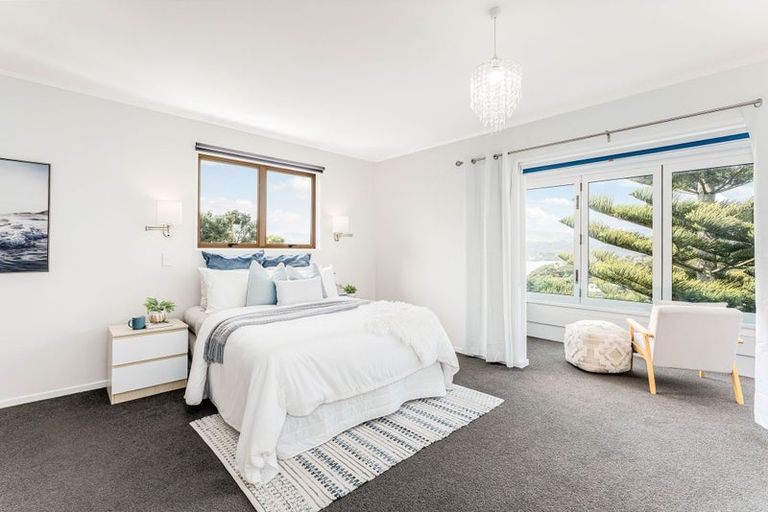 Photo of property in 11 The Anchorage, Whitby, Porirua, 5024