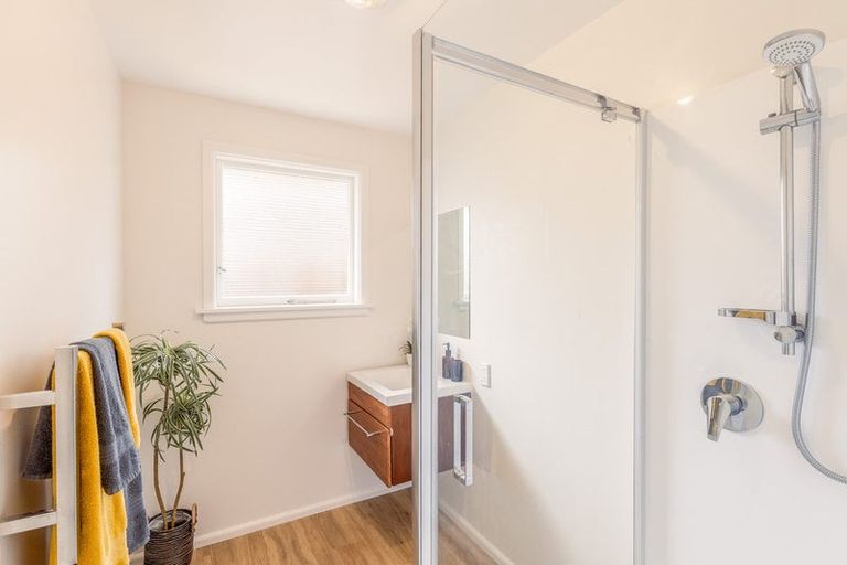 Photo of property in 24 Scotston Avenue, St Albans, Christchurch, 8052