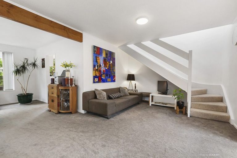 Photo of property in 14a Lyall Parade, Lyall Bay, Wellington, 6022