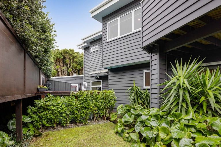 Photo of property in 22 Halse Place, Opunake, 4616