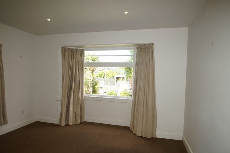 Photo of property in 105 Saint Martins Road, Saint Martins, Christchurch, 8022