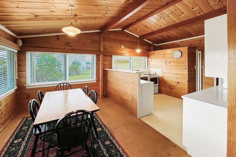 Photo of property in 2 Arataha Street, Motuoapa, 3382