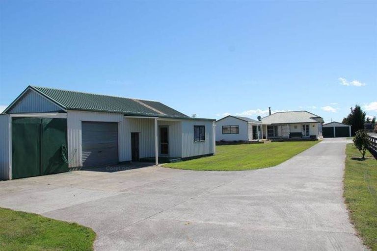 Photo of property in 241 Bremner Road, Karaka, Drury, 2113
