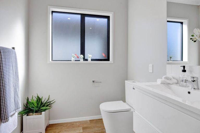 Photo of property in 20a Pukatea Street, Inglewood, 4330