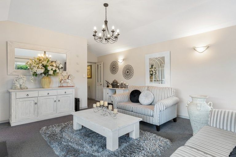 Photo of property in 22 Manor Park Drive, Pyes Pa, Tauranga, 3112