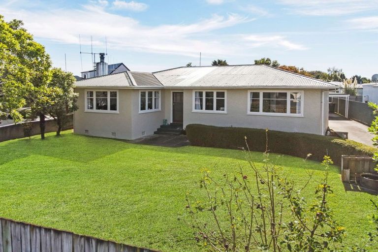 Photo of property in 166 Highbury Avenue, Highbury, Palmerston North, 4412
