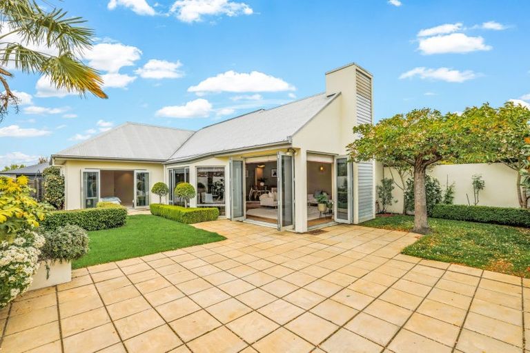 Photo of property in 24 Crombie Green, Northwood, Christchurch, 8051