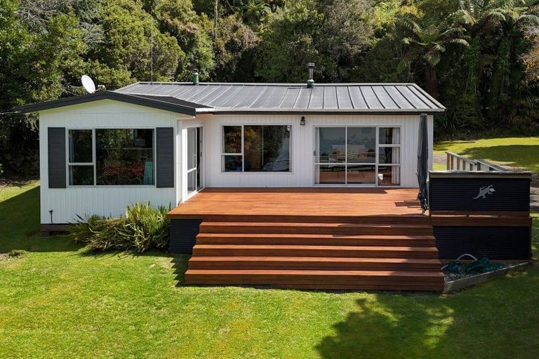 Photo of property in 227 State Highway 30, Lake Rotoma, Rotorua, 3074