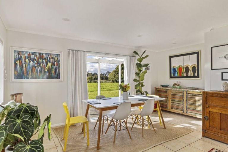 Photo of property in 369 Tariki Road, Ratapiko, 4390