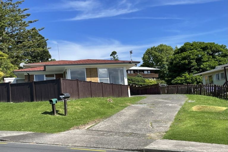 Photo of property in 1/4 Pemberton Avenue, Bayview, Auckland, 0629