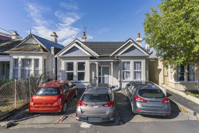 Photo of property in 828 Cumberland Street, North Dunedin, Dunedin, 9016