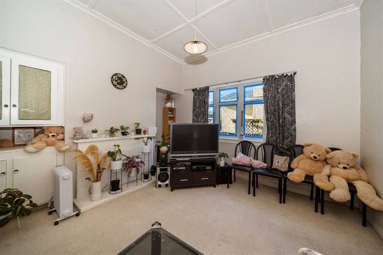 Photo of property in 80 Victoria Street, Hawera, 4610