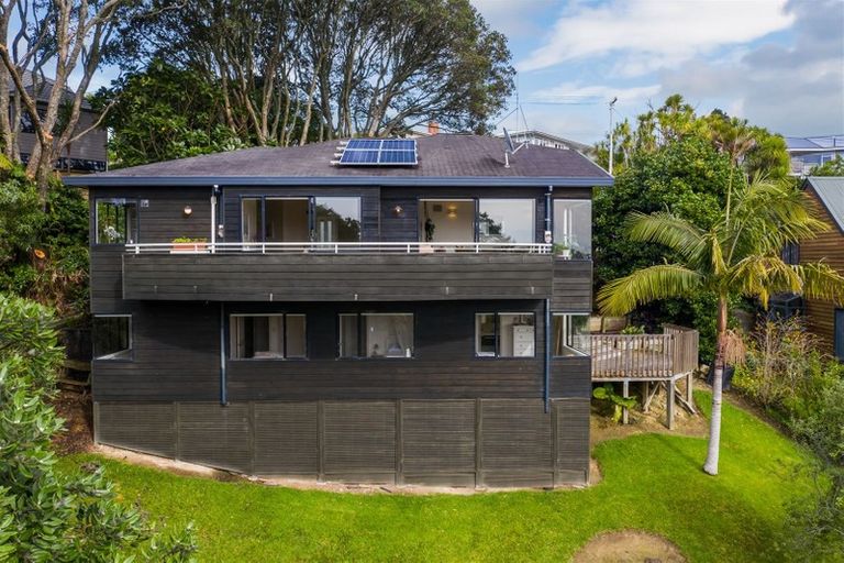 Photo of property in 29 Speedy Crescent, Hillcrest, Auckland, 0627